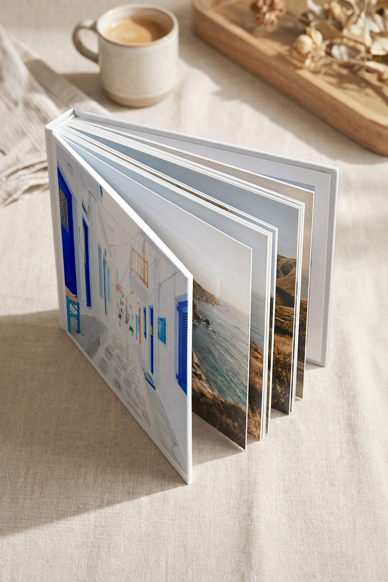 4-photobook-square-myikona-beige-u-016