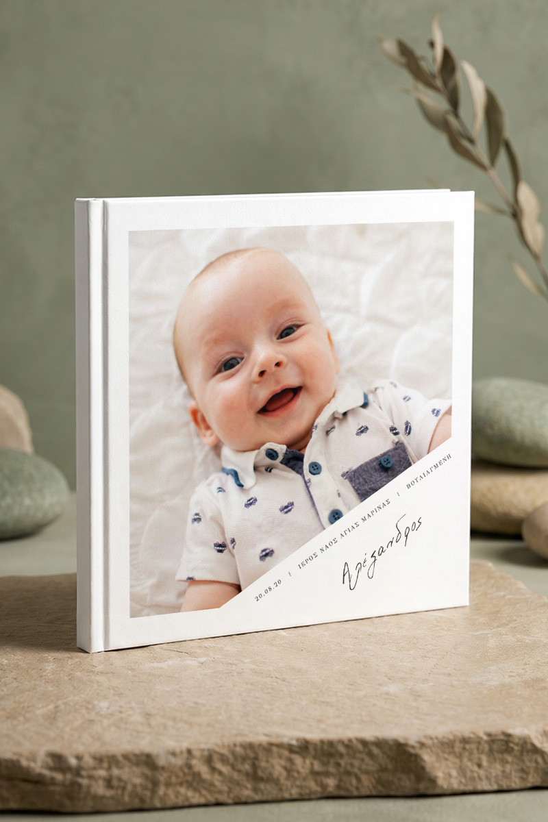 1-photobook-square-myikona-sage-b-091