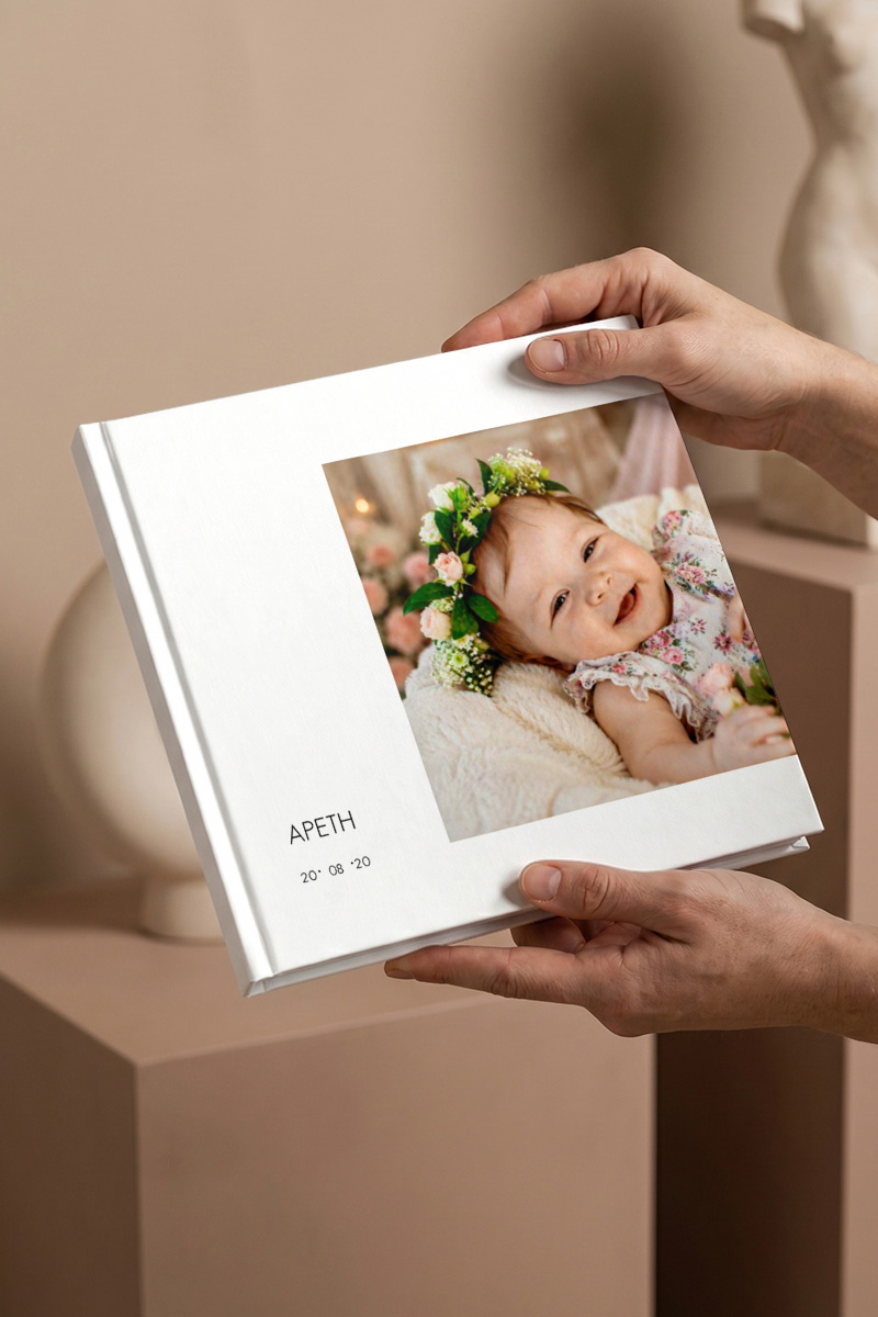 2-photobook-square-myikona-beige-wq-094