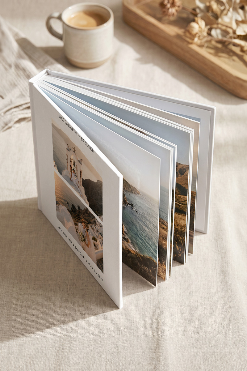 4-photobook-square-myikona-beige-u-076