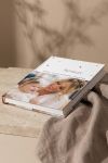1-photobook-square-myikona-beige-a-098