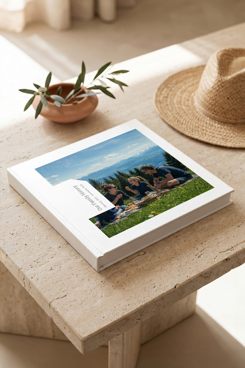 2-photobook-square-myikona-beige-wi-113