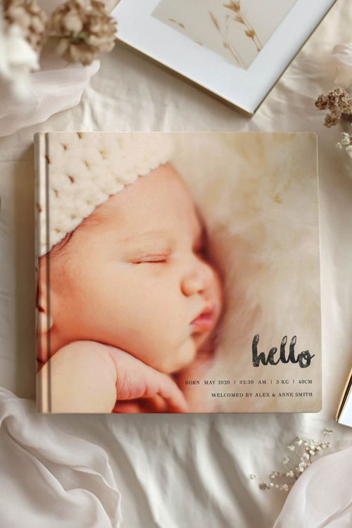 Premium Ψηφιακό Άλμπουμ, Hello World