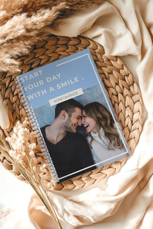 Smile, Τετράδιο