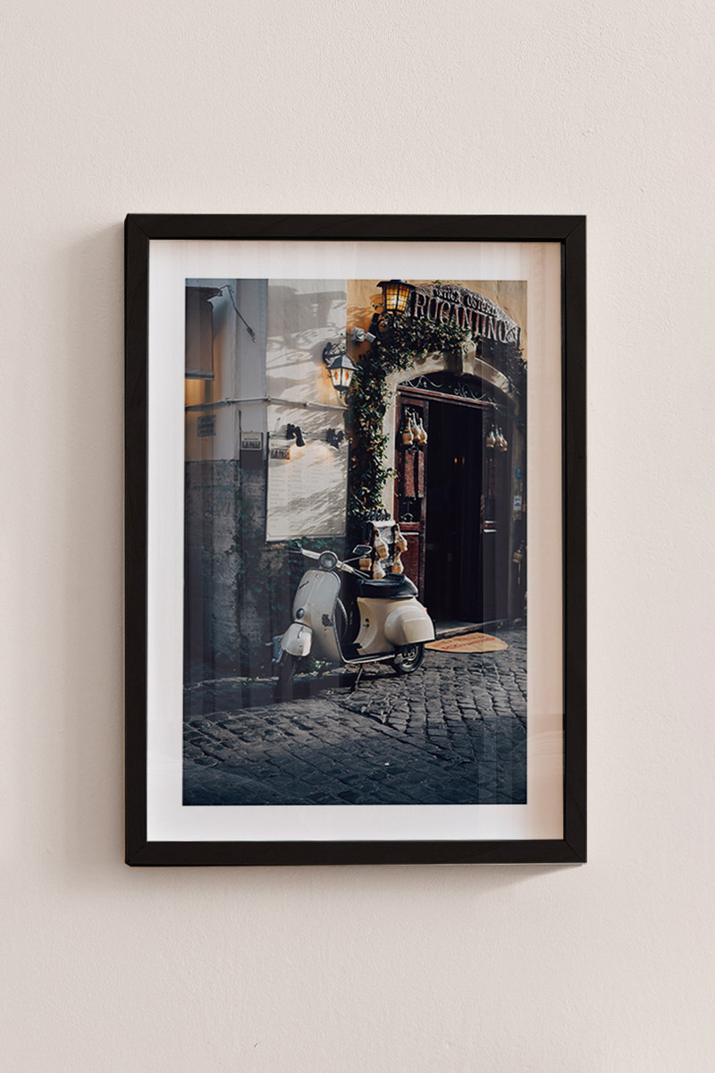 myikona-poster-frame-color-black_-01268.jpg