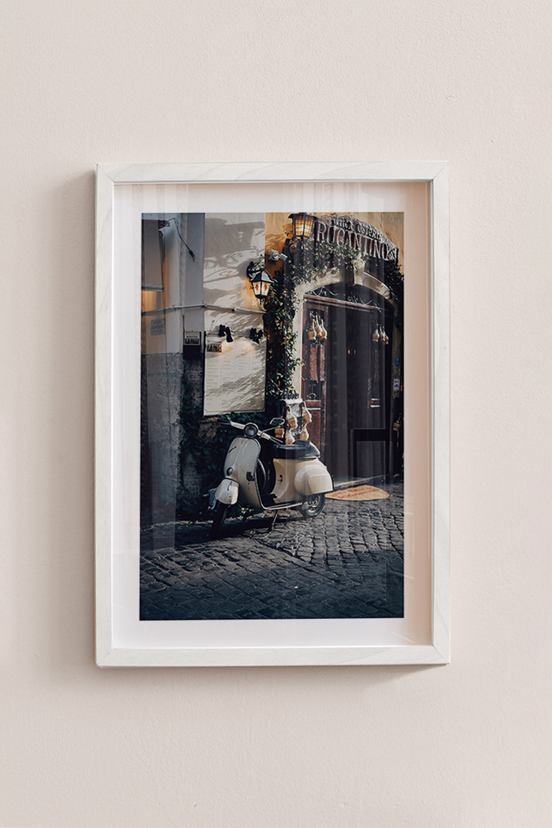 myikona-poster-frame-color-white_-01268.jpg