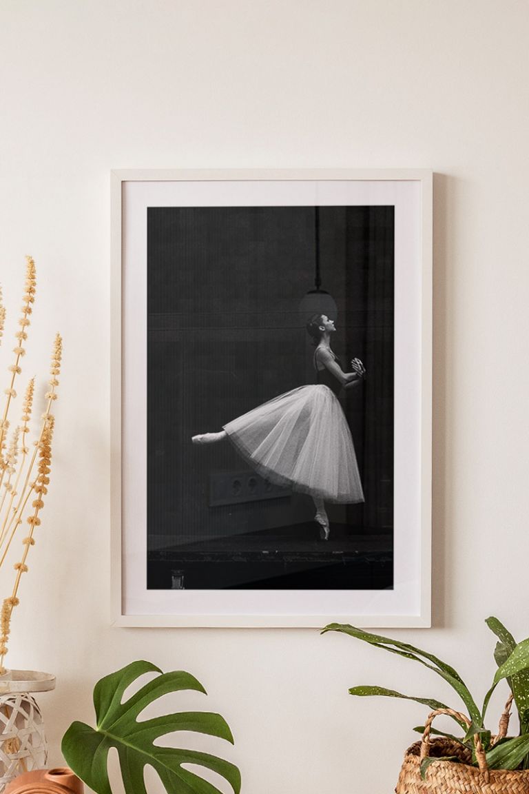 poster-frame-white-qqlo_-00930.jpg