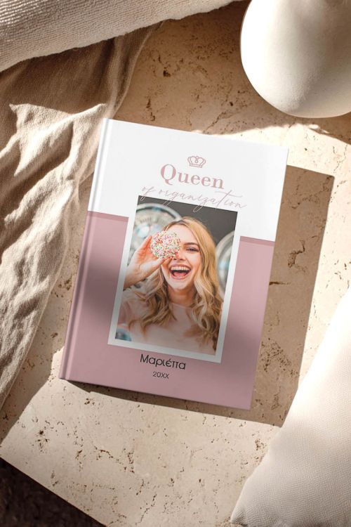 Queen Of Organization, Προσωποποιημένη Ατζέντα - Ημερολόγιο