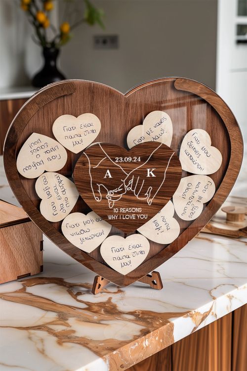 Premium Ξύλινο Ευχολόγιο με Μονογράμματα, 10 Reasons I Love You