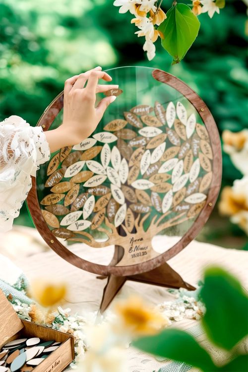 Premium Ξύλινο Ευχολόγιο Γάμου Wooden, Δέντρο με Ονόματα