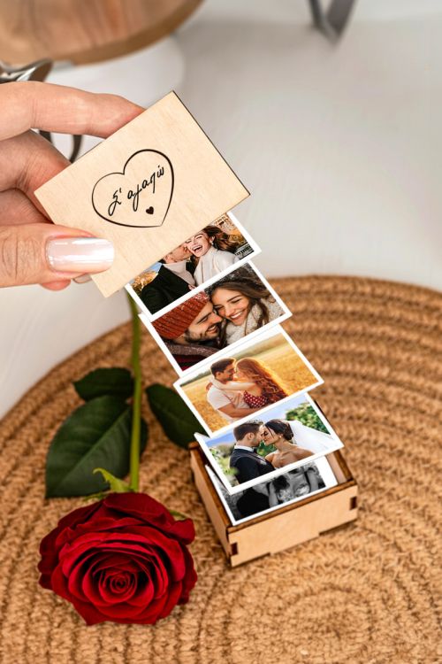 Ξύλινο Photo Box με Αναδιπλούμενες Φωτογραφίες