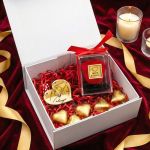 1-set-dwrou-gia-zeugaria-valentinos-forever-rose-mprelok-white-a2