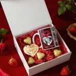 1-set-dwrou-gia-zeugaria-valentinos-koupa-mprelok-white-d-0015