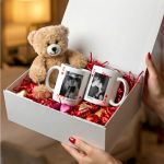 Love Box Ερωτευμένων με 2 Κούπες Matching, Αρκουδάκι, Γλυκά & Μπαλόνια