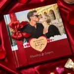 Πολυτελές Κούτί Αγάπης με Photobook, 2 Μπρελόκ, Γλυκά & Μπαλόνια