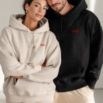 matching-hoodie-set-gia-zeugaria-me-ektipwsi-mauro-mpez-a-0010-1