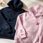 matching-hoodie-set-gia-zeugaria-me-ektipwsi-mple-roz-e-0002-1