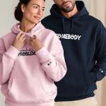 matching-hoodie-set-gia-zeugaria-me-ektipwsi-mple-roz-d-0008-1