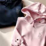 matching-hoodie-set-gia-zeugaria-me-ektipwsi-mple-roz-e-0004-1