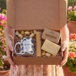 Luxury Πασχαλινό Gift Box Νονάς με Κούπα, Σαπούνι & Λαμπάδα