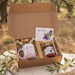 Luxury Δώρο για Νονά: Πασχαλινό Set Κούπα, Μέλι & Λαμπάδα