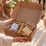 Luxury Πασχαλινό Gift Box Νονάς με Κούπα, Σαπούνι & Λαμπάδα