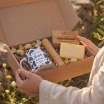 Luxury Πασχαλινό Gift Box Νονάς με Κούπα, Σαπούνι & Λαμπάδα