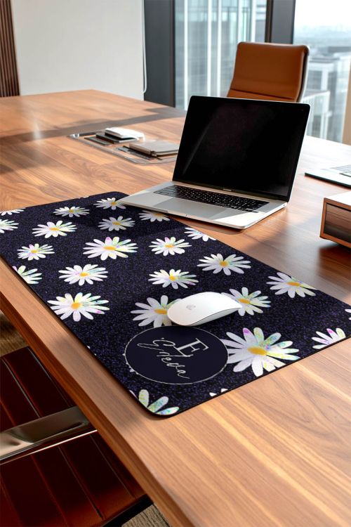 Deskmat XXL Αντιολισθητικό με Μαργαρίτες & Μονόγραμμα