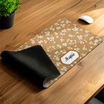 Deskmat XXL για Άνεση στο Γραφείο με Ανθισμένη Αμυγδαλιά