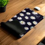 Deskmat XXL Αντιολισθητικό με Μαργαρίτες & Μονόγραμμα