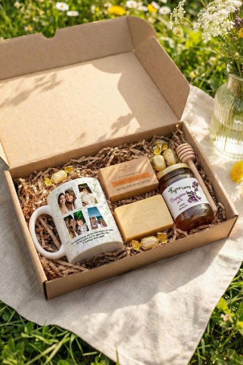 Gift Box για Μαμάδες με Κούπα, Σαπούνι, Μέλι & Honey Dipper