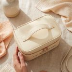 myikona-premium-tsantaki-makeup-bag-beige-e-0052-1.jpg