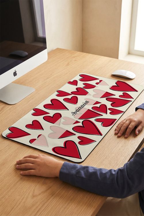 Premium Deskmat XXL Γραφείου με Όνομα & Κόκκινες Καρδιές