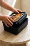 mykona-fagitodoxeio-lunchbox-me-ektipwsi-onoma-afierosi-black-d-0063-1.jpg
