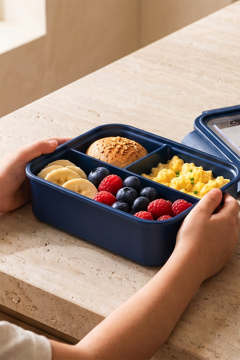 mykona-fagitodoxeio-lunchbox-me-ektipwsi-onoma-afierosi-blue-j-0006-4.jpg