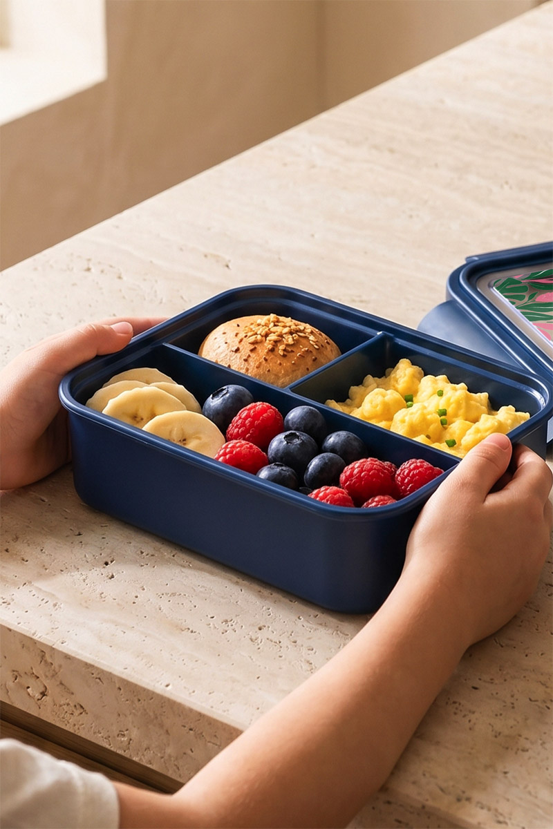 mykona-fagitodoxeio-lunchbox-me-ektipwsi-onoma-afierosi-blue-j-0045-4.jpg