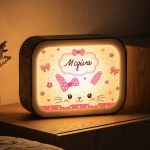 Φωτιστικό Lightbox για Κορίτσι με Όνομα & Σχέδιο Γατάκι