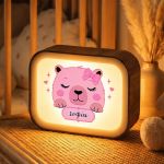 Φωτιστικό Lightbox με Όνομα & Σχέδιο Αρκουδάκι για Κορίτσι
