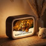 Προσωποποιημένο Lightbox για Αγόρι με Όνομα & Σχέδιο Τίγρη