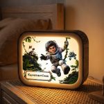 Premium Lightbox Φωτιστικό με Όνομα και Σχέδιο Αστροναύτη