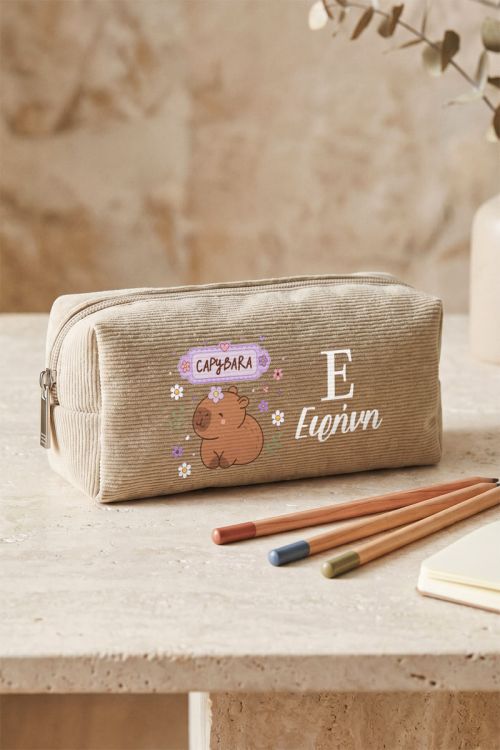 Κασετίνα Εκρού με Όνομα & Capybara – Ιδανική για Σχολείο