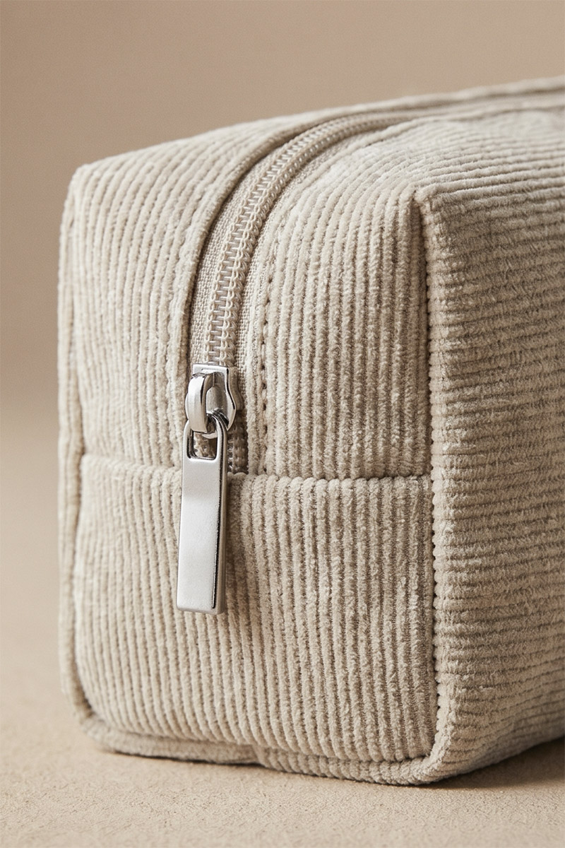 kasetina-bonete-me-ektiposi-onoma-afierosi-beige-m-0002-4.jpg