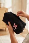 kasetina-bonete-me-ektiposi-onoma-afierosi-black-b-0098-1.jpg