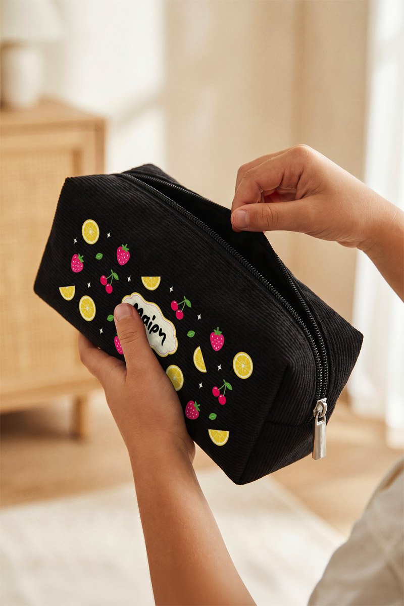 kasetina-bonete-me-ektiposi-onoma-afierosi-black-h-0110-5.jpg