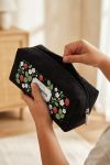 kasetina-bonete-me-ektiposi-onoma-afierosi-black-a-0127-1.jpg