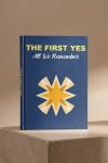 Photobook Πρότασης Γάμου: The First Yes