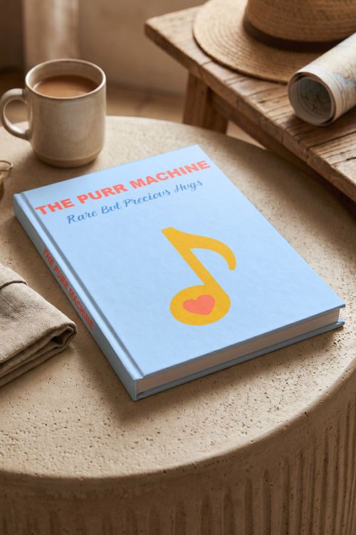 Photobook Κατοικιδίου: The Purr Machine