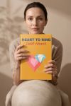 photobook-portrait-myikona-beige-a-1693-1.jpg