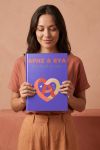 photobook-portrait-myikona-red-e-1301-1.jpg